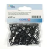 Mărgele litere din plastic 7x8 mm - alb-negru, două găuri