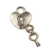 Charm, ornament metalic, 4 buc - lacat inima cu cheie, 3D