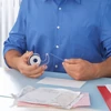 Tesa 57912 Tesafilm bandă adezivă cu două fețe cu dozator de unică folosință, 12 mm x 7,5 m