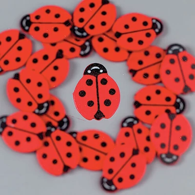 Mini decoratiuni pentru copac la pachet - buburuza, 2,5 cm - 24 buc