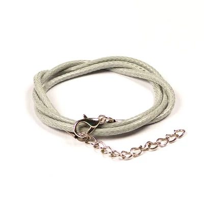 Colier din imitatie de piele cu armătură, 2 mm - gri argintiu