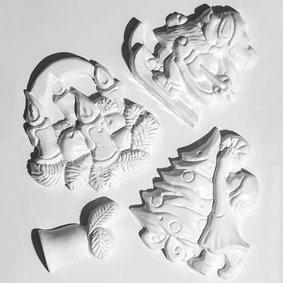Matriță   plastic HobbyArtist - schi Mos Craciun, 4 buc