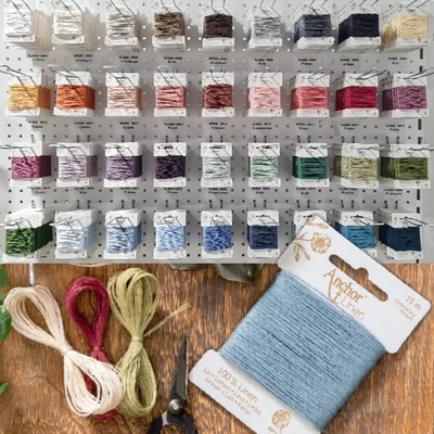 Ață pentru broderie Anchor Linen, 15 m - în diverse culori