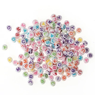 Mărgele litere din plastic, 7 mm - colorată