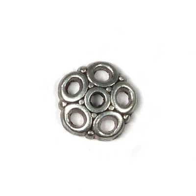 Charm, ornament metalic, 7 buc - capace cu 5 dinti, 8 mm