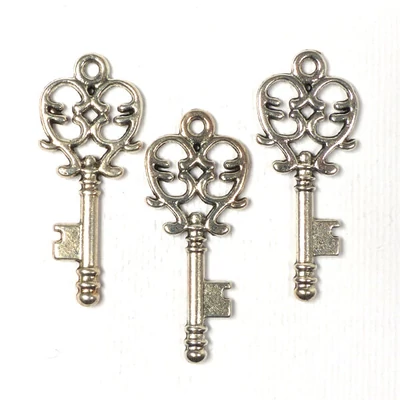 Charm, ornament metalic, 3 buc - cheie, stoloni, 3D