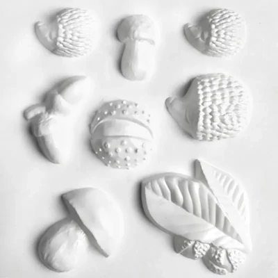 Matriță   plastic HobbyArtist - frunze, arici, ciuperci, 8 buc