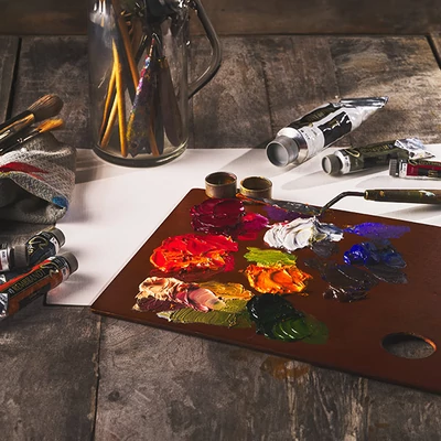 Talens Rembrandt Set pictură în ulei, Master - 10x15 ml + 12x40 ml + 2x60 ml + accesorii în cutie de lemn