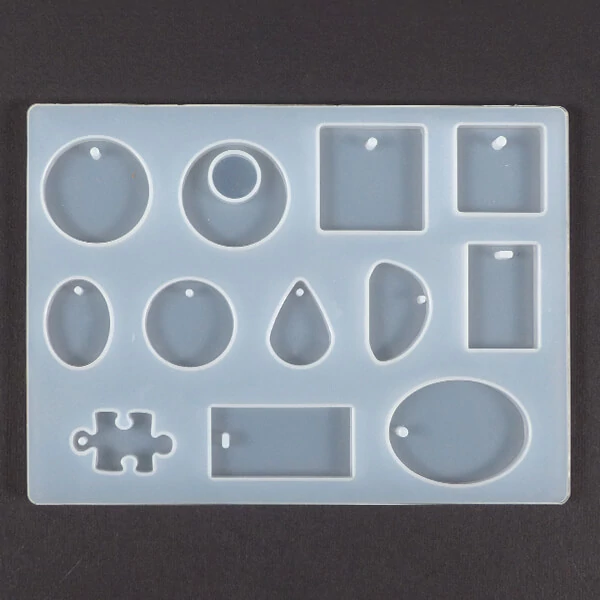 Matriță   de turnare si presare silicon pentru rasina sintetică, Fimo - pandantive plate, 12 tipuri