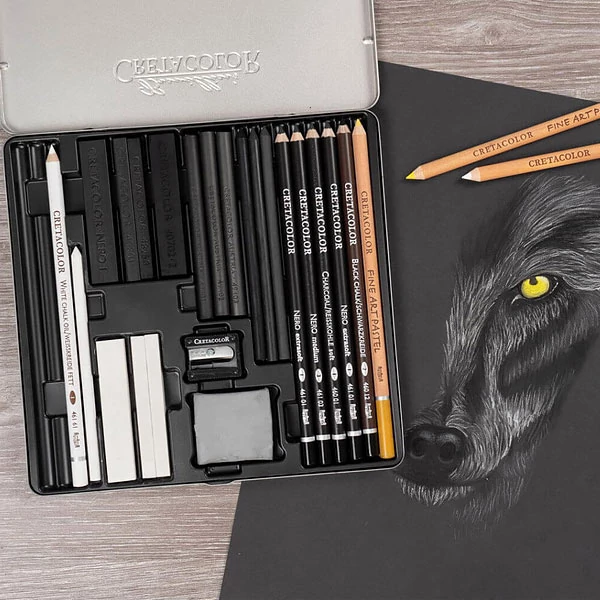 Set de desen alb-negru Cretacolor Wolf Box, 25 piese, cutie metalica
