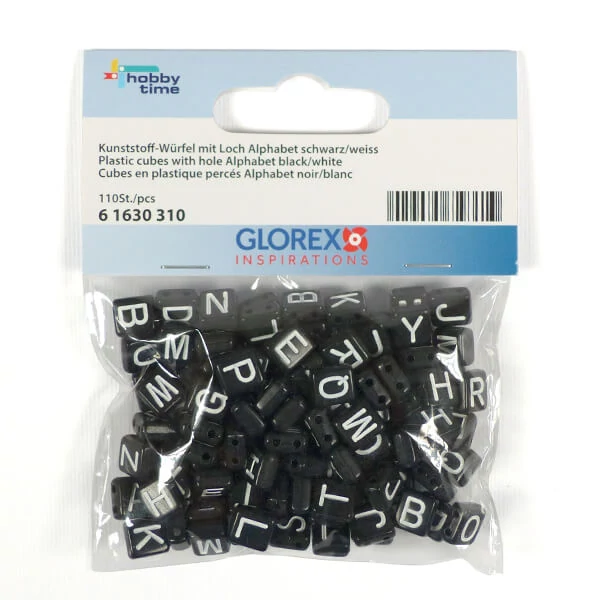 Mărgele litere din plastic 7x8 mm - alb-negru, două găuri