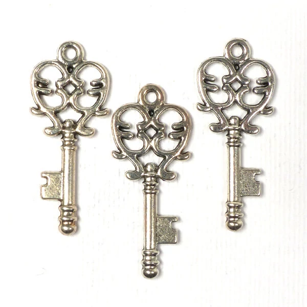 Charm, ornament metalic, 3 buc - cheie, stoloni, 3D