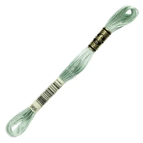 Ață pentru broderie DMC Mouliné (împărțit, 6 fire), 8 m - 204-966, Baby Green - MED