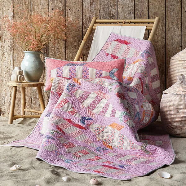 Material patchwork  - Tilda Cotton Beach - Ocean flower grey 100330