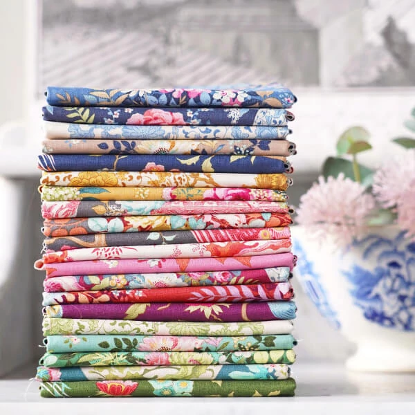 Material patchwork  - Tilda Chic Escape - Whimsyflower grey 100451