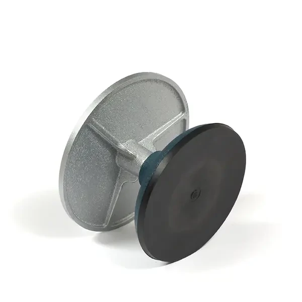 Disc, blat - 18 cm, fontă, înălțime 11 cm