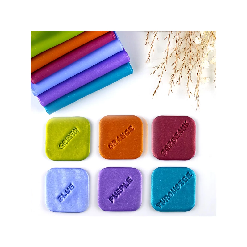 Plastilină care se întărește la coacere  FIMO Effect, 57 g - visiniu metalic (8010-21)