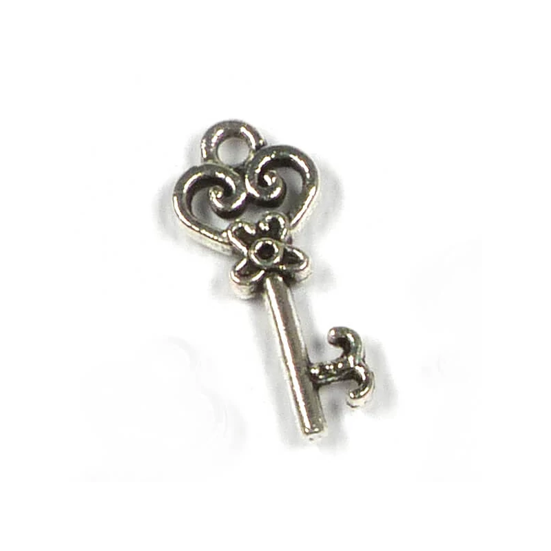 Ornament metalic Charm, 7 buc - cheie, carlig