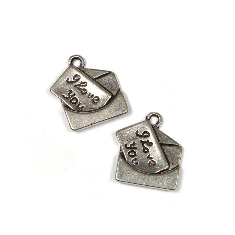 Charm, ornament metalic, 2 piese - scrisoare de dragoste